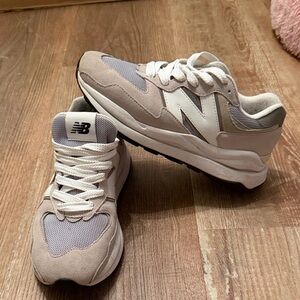 New Balance Cream and Gray Athletic Shoes 57/40 worn 2 men’s size 6.5